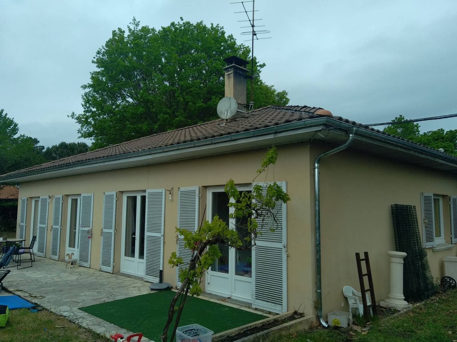 Fabricant de gouttière aluminium sans raccord avec descente Le Teich 33470