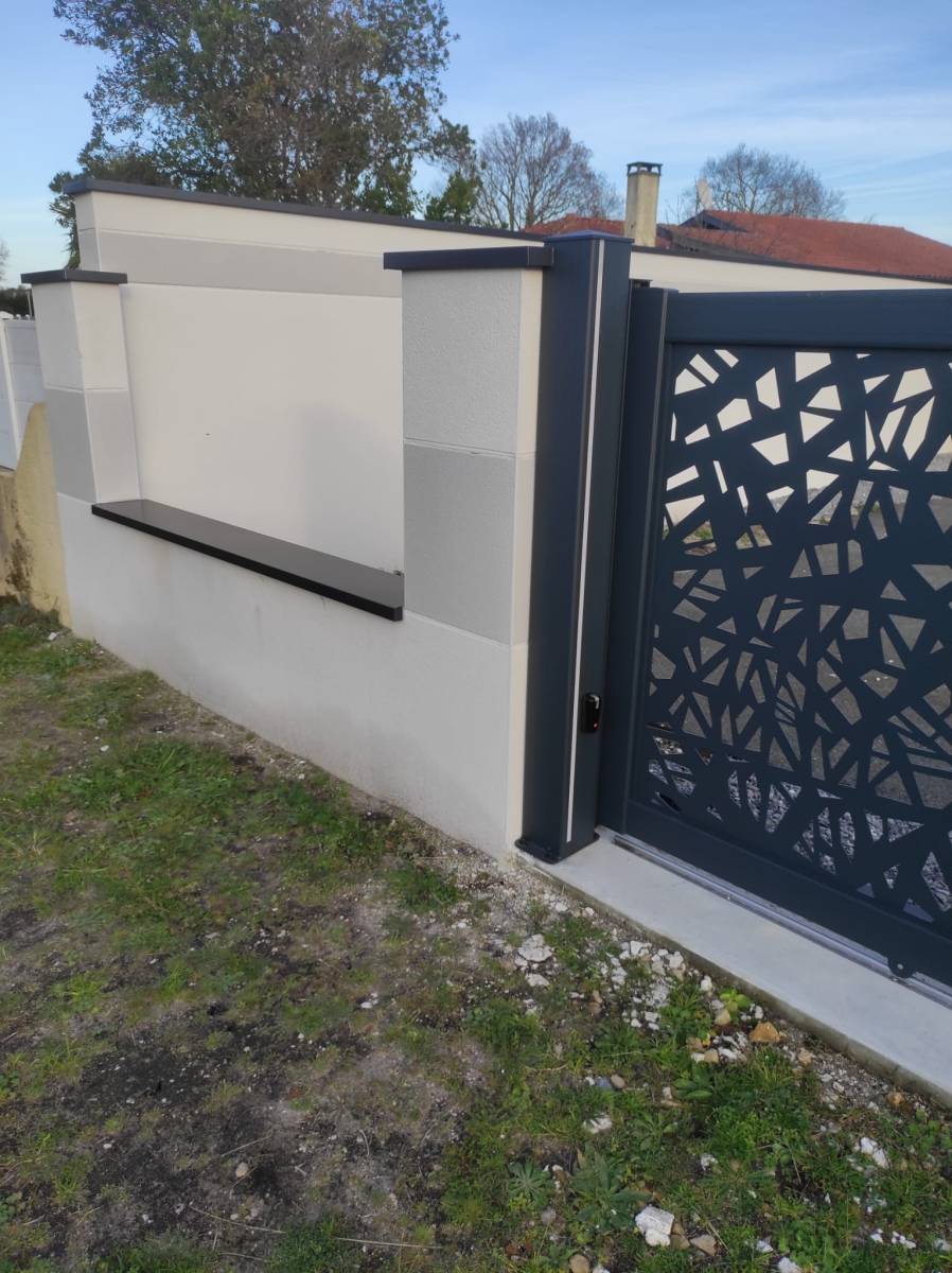 Pose de marquise sur mesure en aluminium Mimizan 40200