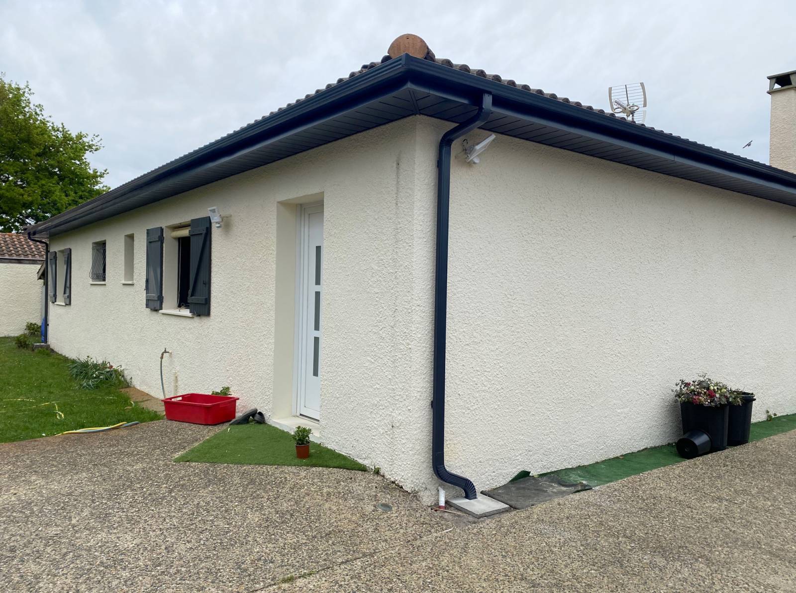 Pose de bardage en aluminium pour façade ou toiture Parentis-en-Born 40160