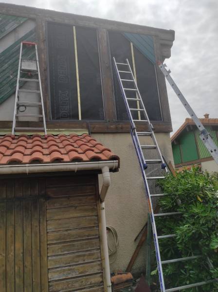 Bardage aluminium vert sapin et lambris sur mesure pour votre façade à Mimizan