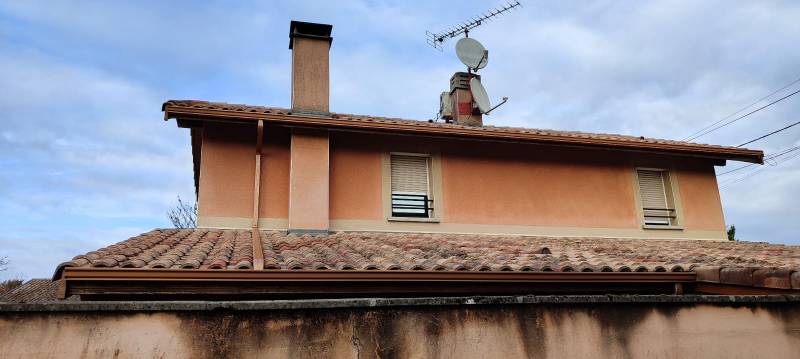 Gouttières N325 et descentes 60 x 80 cuivrées à Saint-Pierre-du-Mont