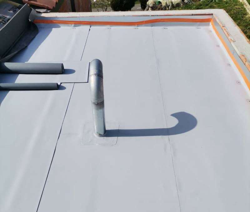 Réalisation de l'étanchéité d'un toit plat à l'Aire-sur-l'Adour