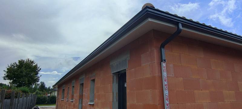Installation de gouttières sur mesure pour ma maison près d'Orx