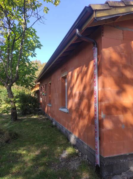 Assurer une installation optimale de gouttières sur mesure de type Niagara à Orx