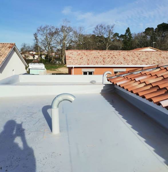 Etanchéité avec membrane PVC à l'Aire-sur-l'Adour