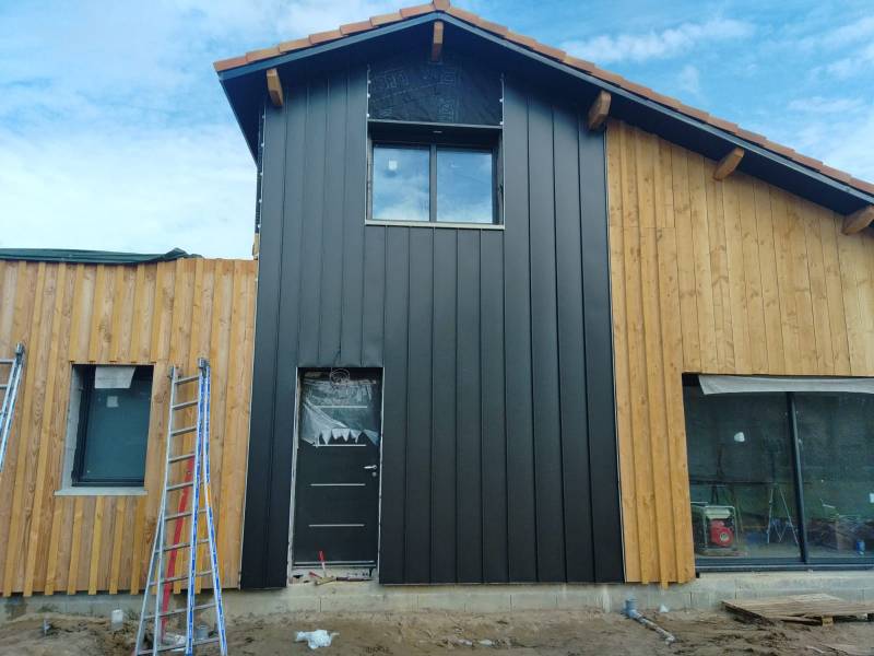 Couvrir façade de maison en joint debout près de Pontenx-les-Forges