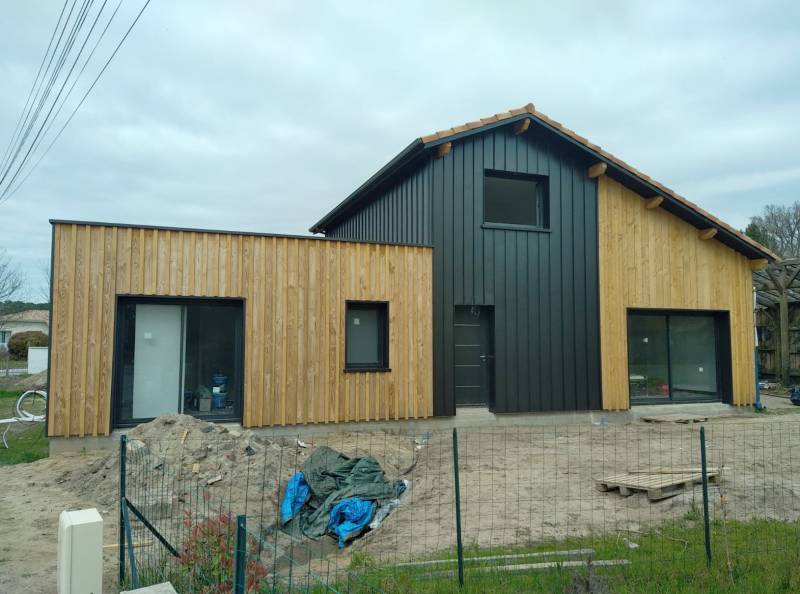 Joint debout aluminium Alu Gouttières Bisca près de Pontenx-les-Forges