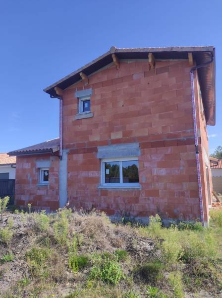 Évacuation parfaite des eaux pluviales avec des gouttières Niagara à Saint-Pierre-Du-Mont