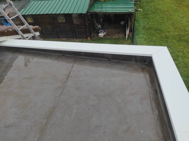 Couvertines mécaniques, boîtes à eau et descentes blanches contre les eaux pluviales à Saint-Paul-lès-Dax