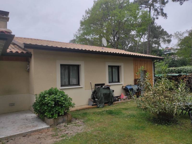 Habillage de bandeaux et gouttières Niagara aux descentes 60x80 RAL 7022 de qualité supérieure à la Teste-de-Buch en Gironde