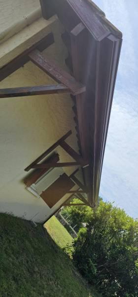 Installation des habillages bandeaux et gouttières en aluminium de couleur vieille tuile à Luxey pour assurer esthétisme et élégance