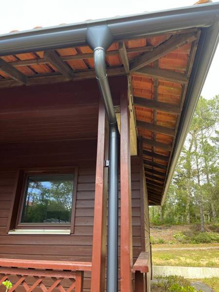 Gouttières San Marco 33 et de descentes bleu ardoise par Alu Gouttières Bisca à Souston