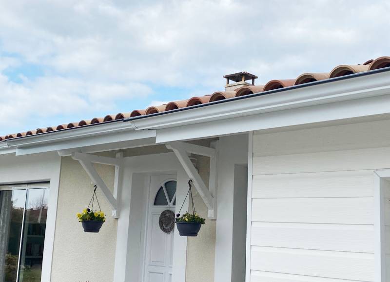 Installation par AGB de gouttières type 