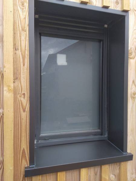 Habillage de fenêtre aluminium noir graphite à Pontenx-les-Forges