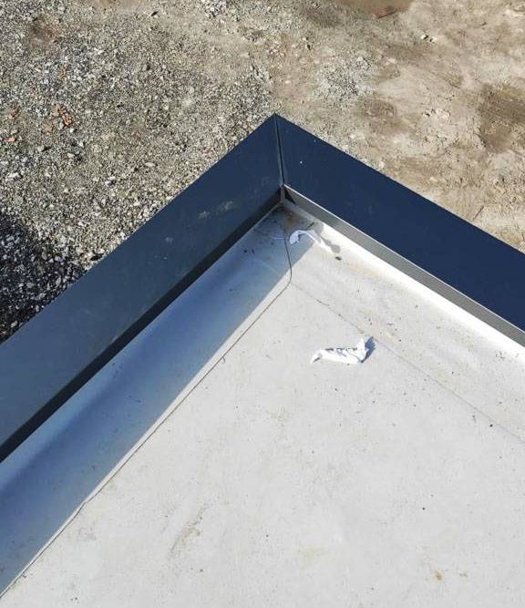 Pose de couvertines sur-mesure pour un toit terrasse sur la commune de Tilh