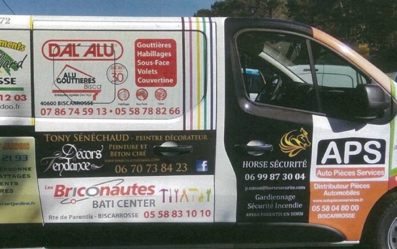 Publicité alu gouttières biscarrosse sur City bus