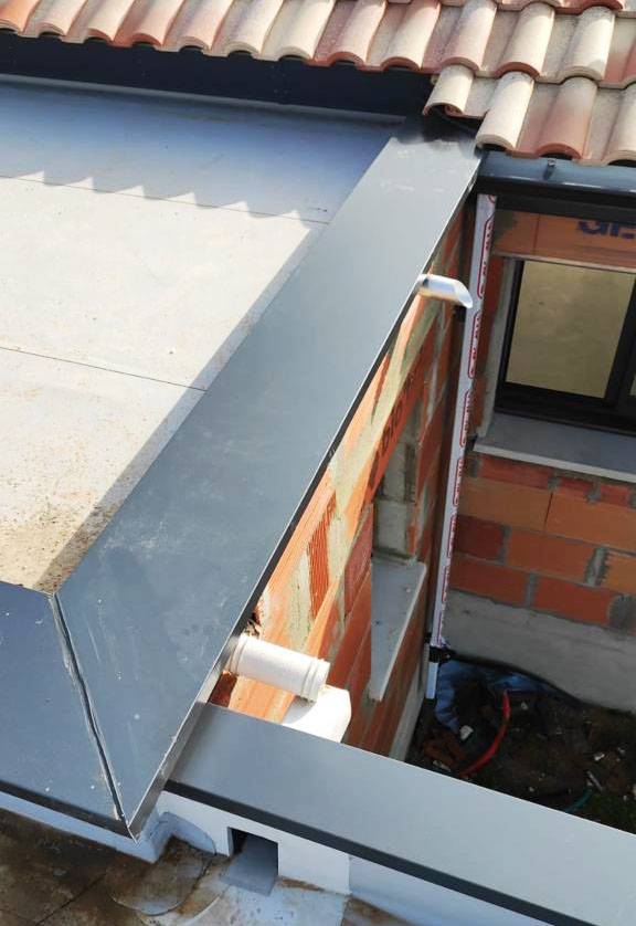 Pose de couvertines en aluminium sur toit-terrasse sur la commune de Tilh