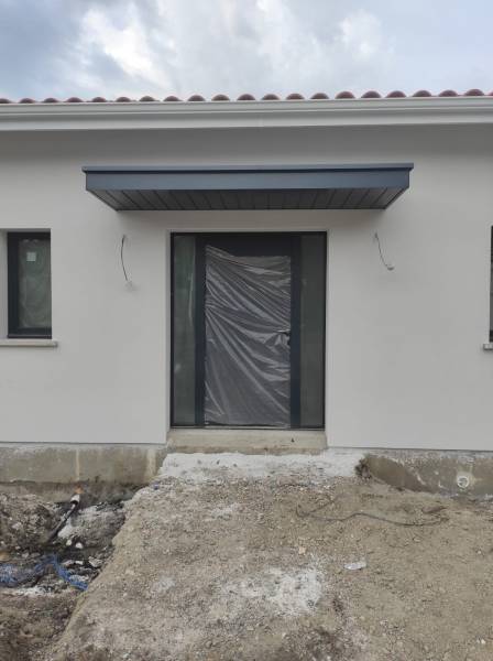 Choisir un habillage en lambris bleu ardoise pour assurer l’esthétique et la protection sur-mesure votre chantier à Biscarrosse