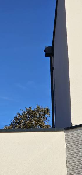 oîte à eaux bleu ardoise avec descentes 60x80 sur mesure pour l’évacuation des eaux pluviales sur vos constructions sur Biscarrosse